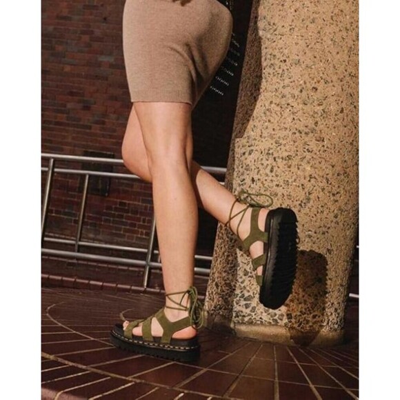 Dr Martens Sandals Women 7 Green Nartilla Leather Lace Up Platform Gladiator NEW - Picture 2 of 12